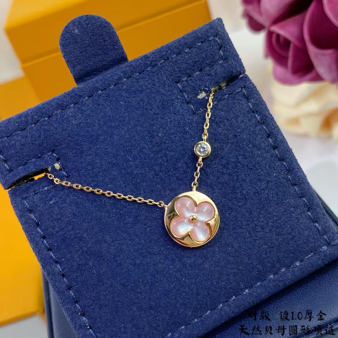 Louis Vuitton Color Blossom Sun Pendant Necklaces - Rep Fashion™