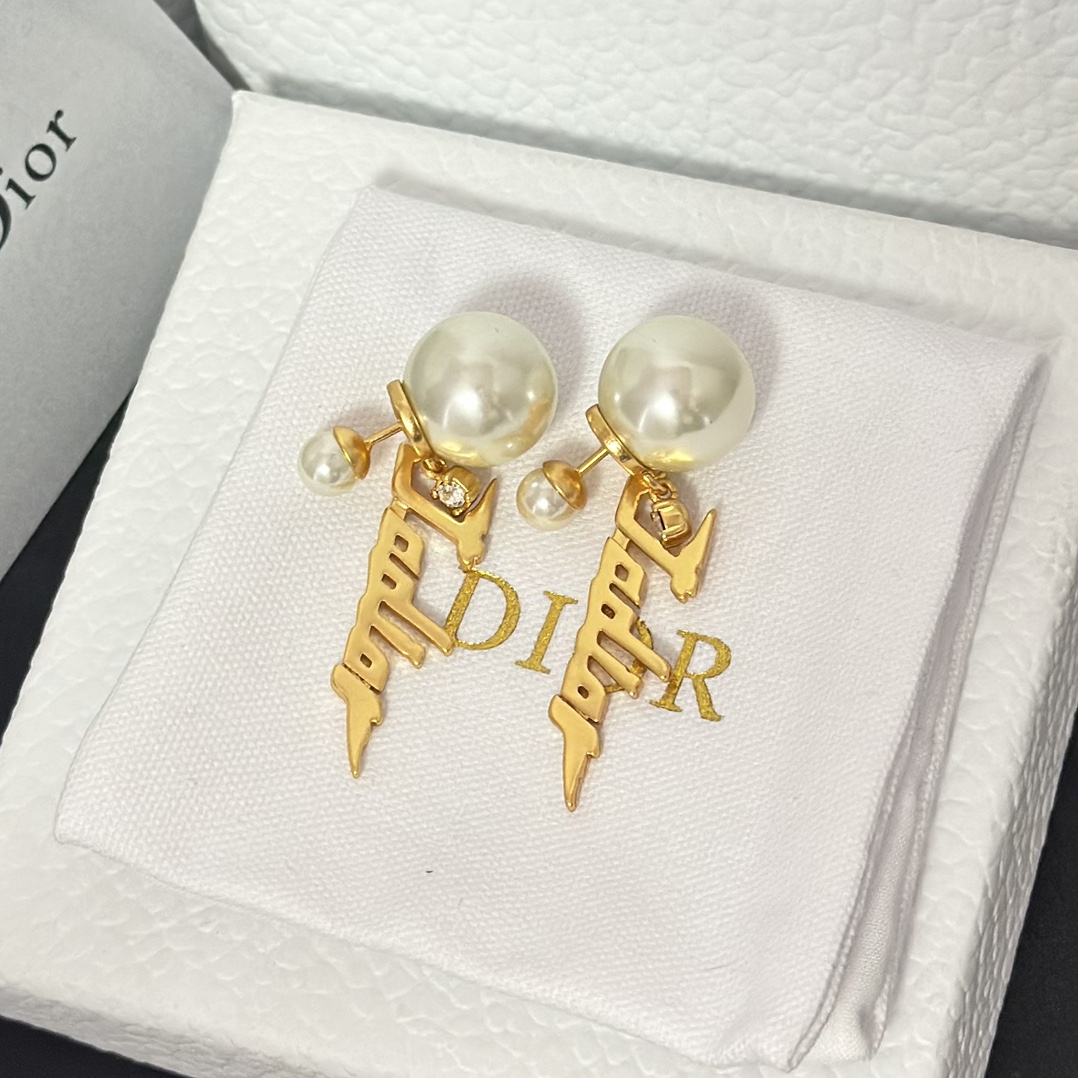 Dior Tassel JADIOR Pearl Earrings - Rep Fashion™
