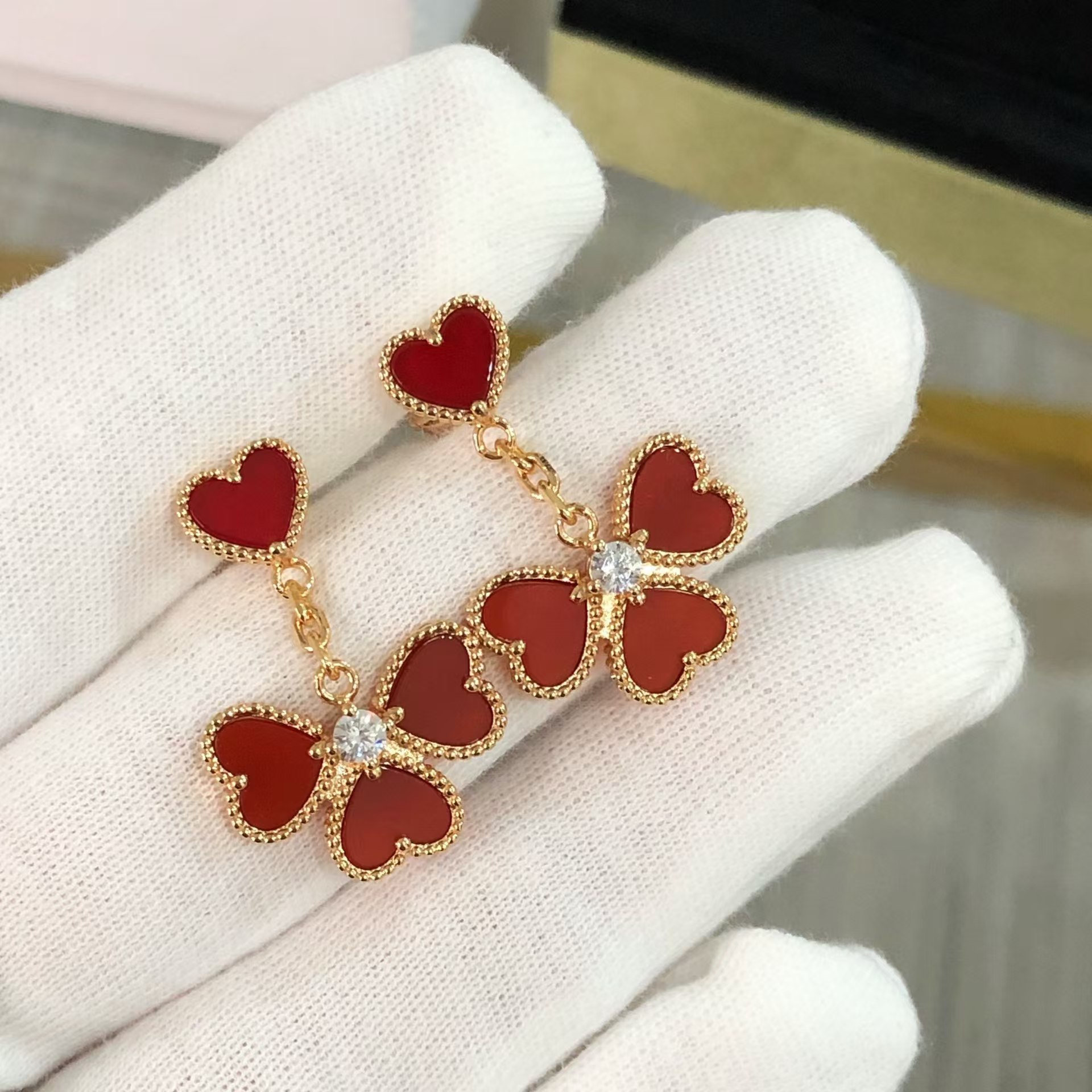 VCA Sweet Hearts Earrings - Rep Fashion™