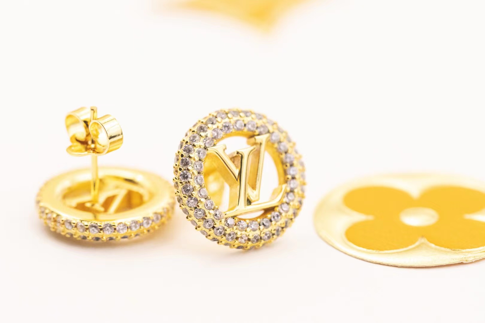Louis Vuitton Diamond Paved Round Stud Earrings - Rep Fashion™