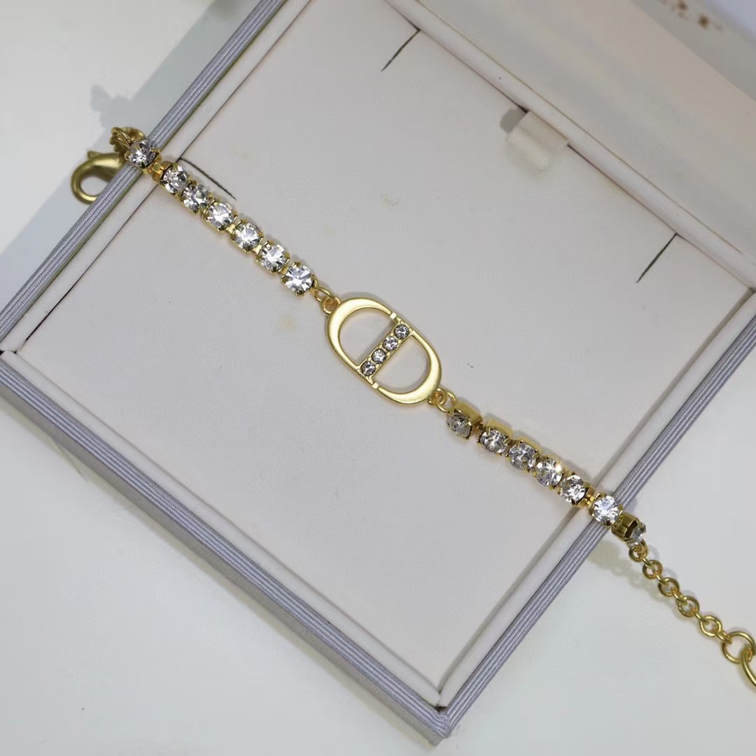 Dior Rhinestone CD Bracelet - Rep Fashion™