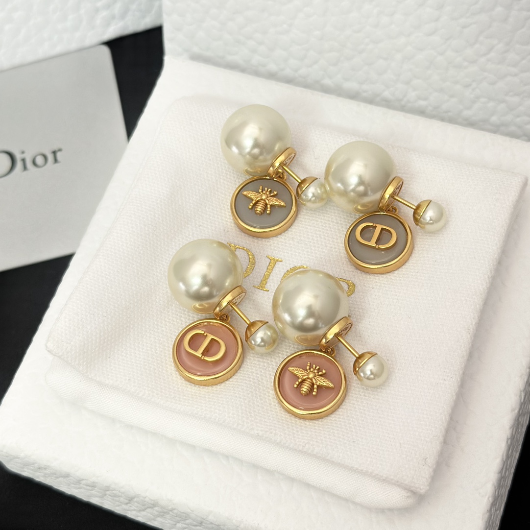 Dior Bee Pearl Earrings - Rep Fashion™