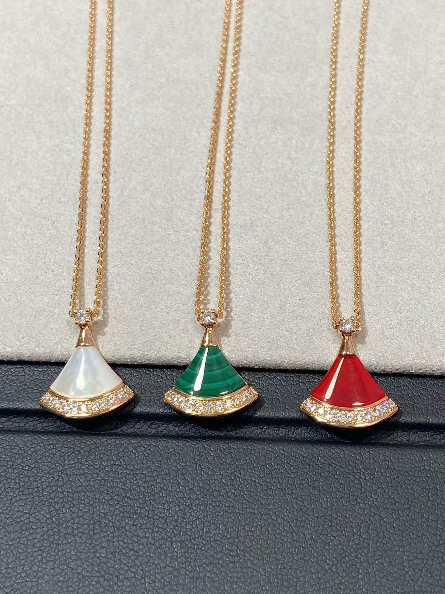 Bvlgari Divas' Dream Necklace - Rep Fashion™