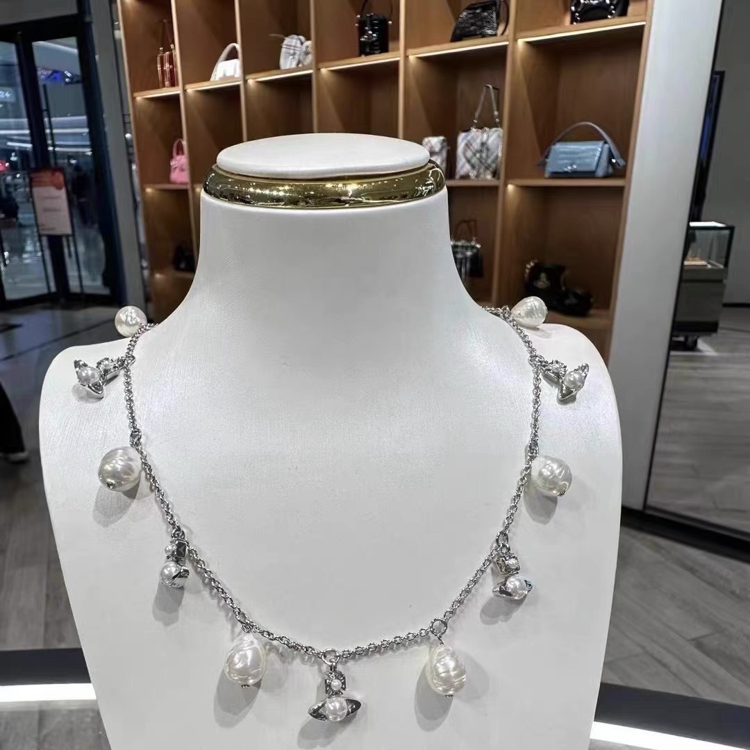 Vivienne Westwood Baroque Pearl Saturn Charms Necklace - Rep Fashion™