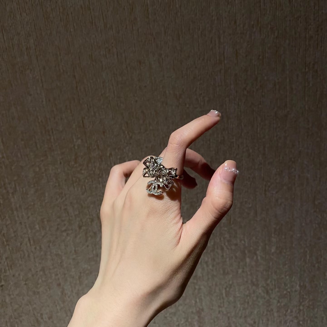 Chanel Bow Ring - Rep Fashion™
