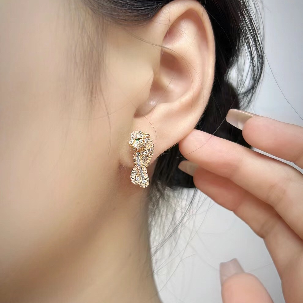 Cartier Full Paved Diamond Leopard Stud Earrings - Rep Fashion™