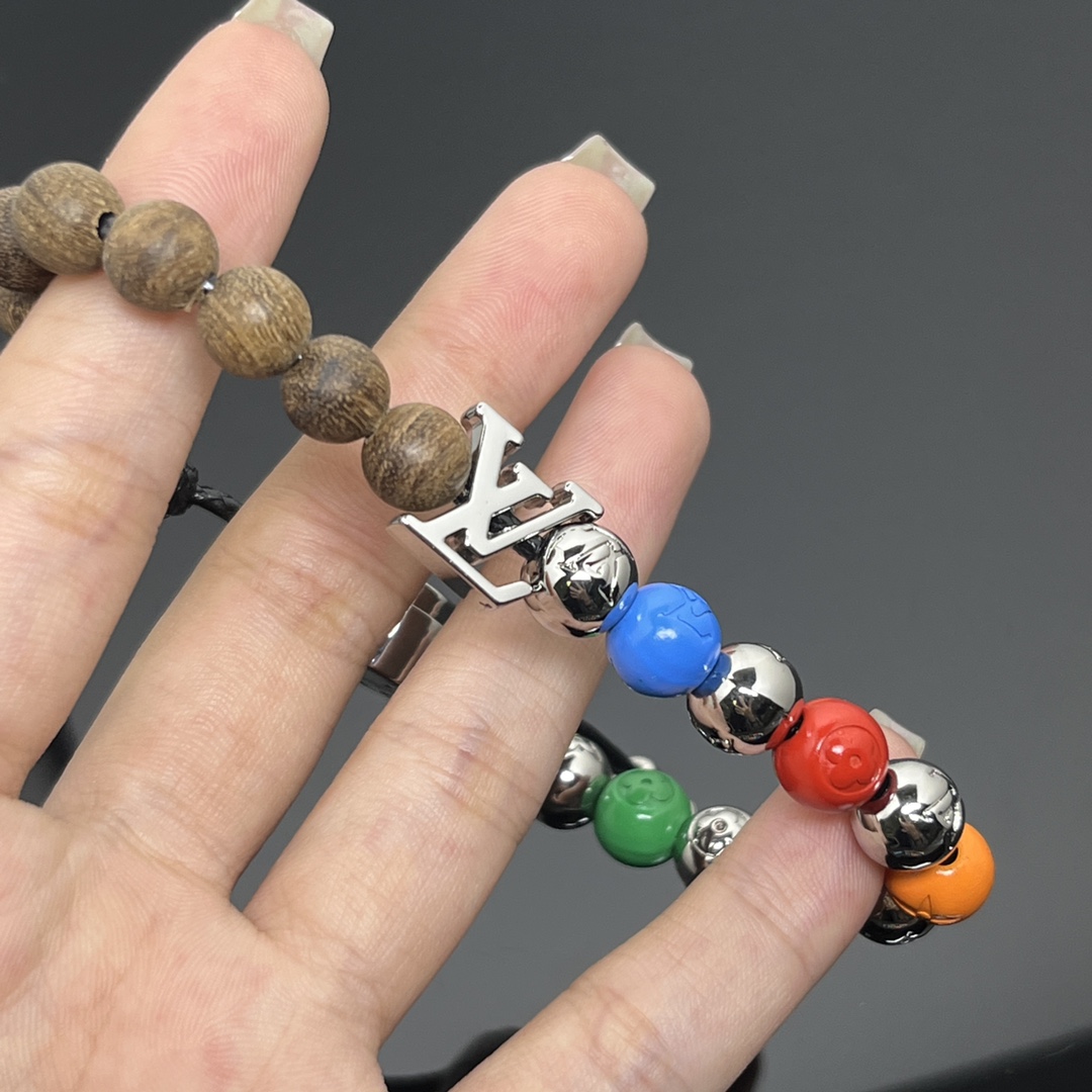 Louis Vuitton Pullable LV Surfin' Beads Bracelet - Rep Fashion™