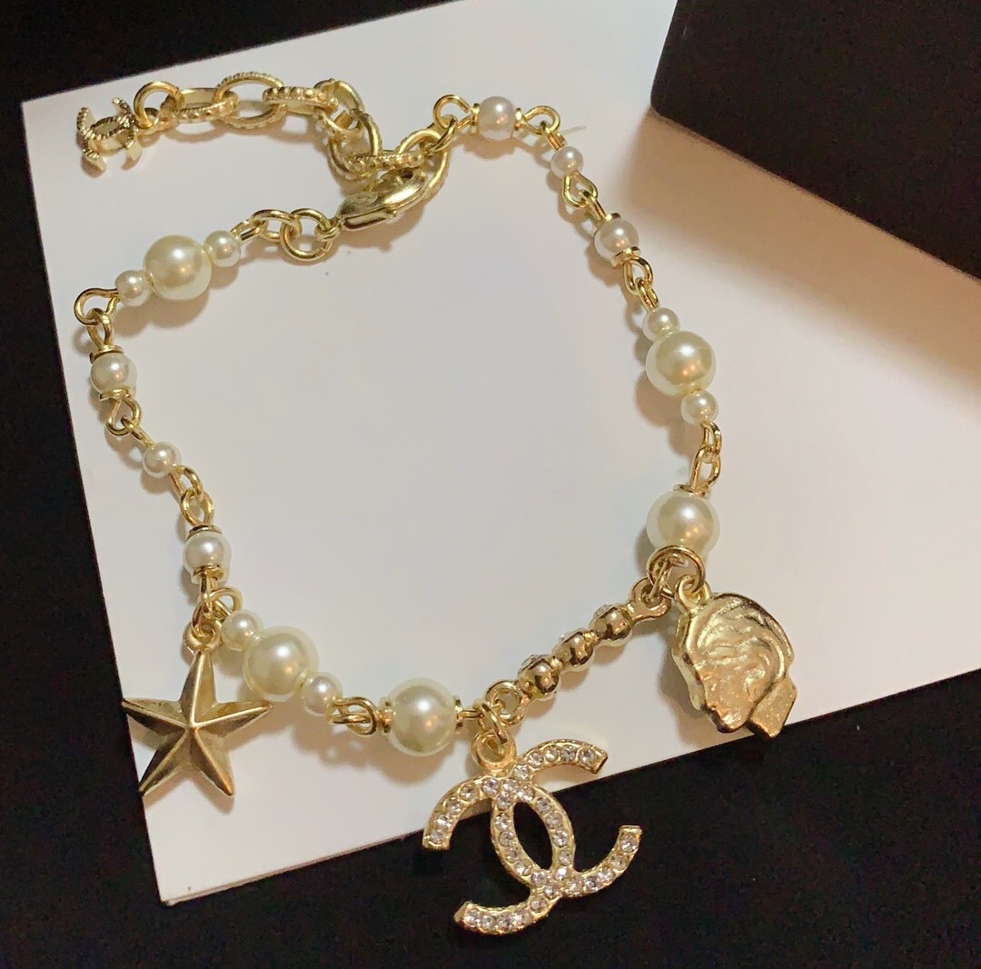 Chanel Star Portrait Bracelet - Rep Fashion™
