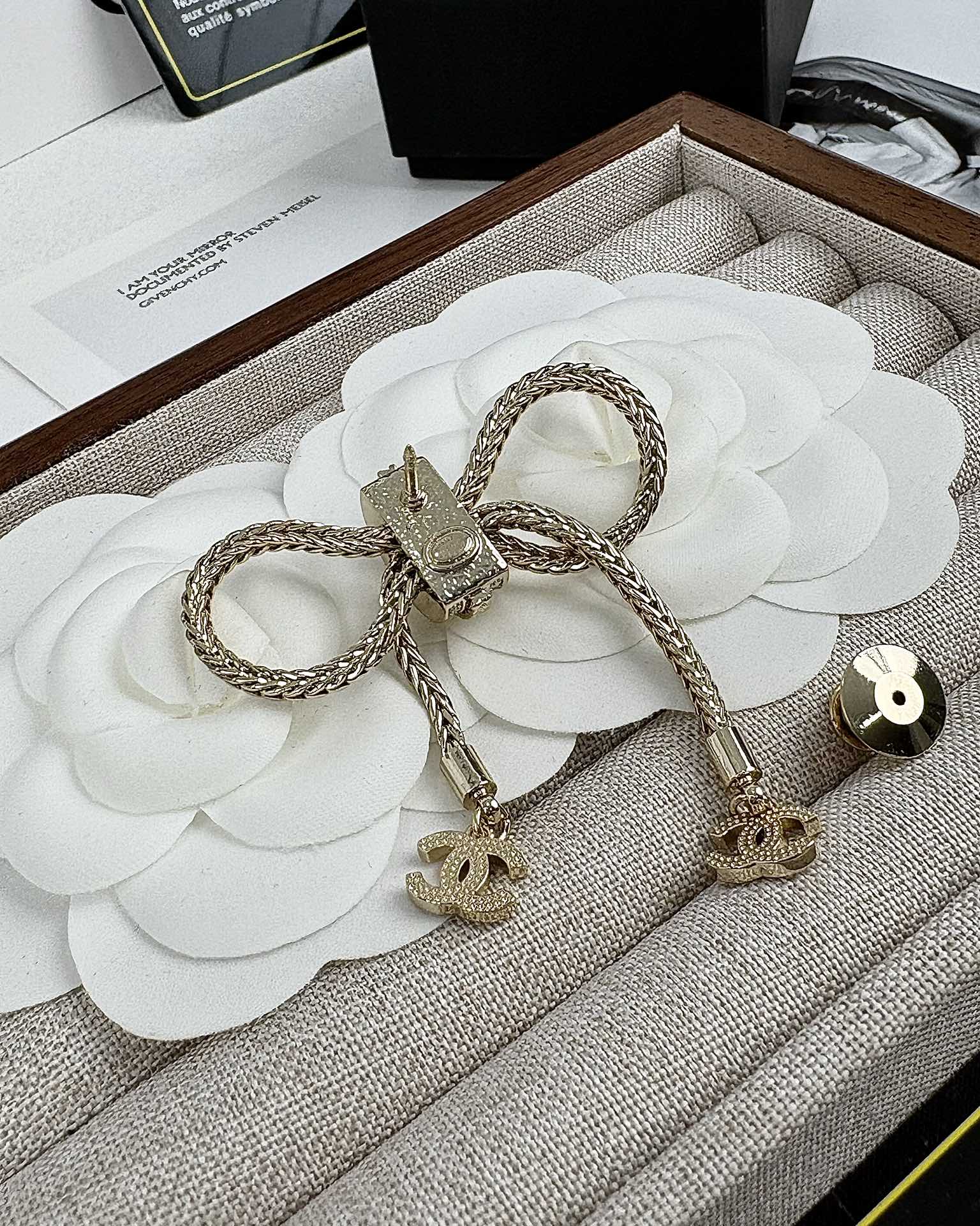 Chanel Bow Brooch - Rep Fashion™
