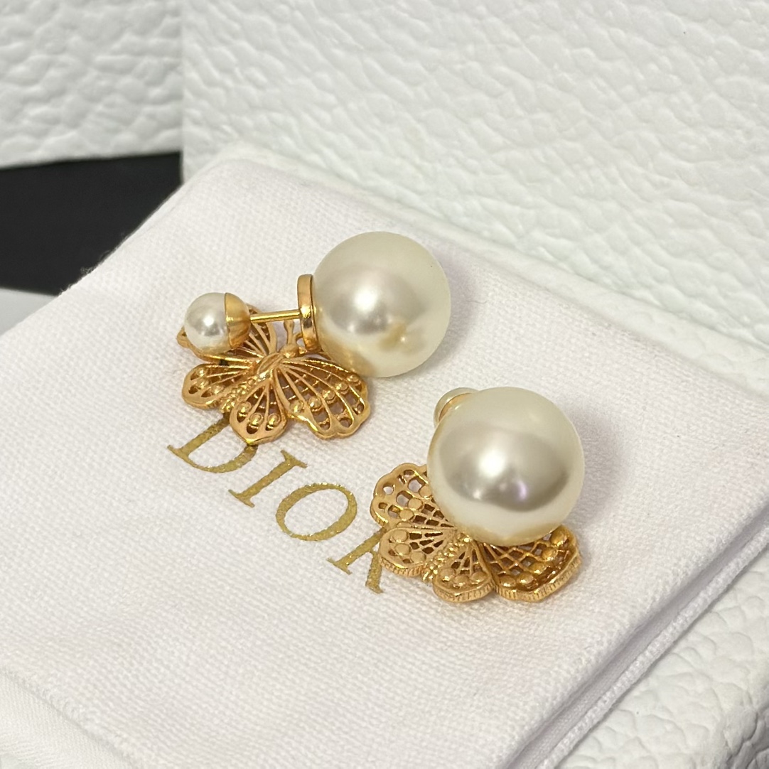 Dior Butterfly Dangle Earrings - Rep Fashion™