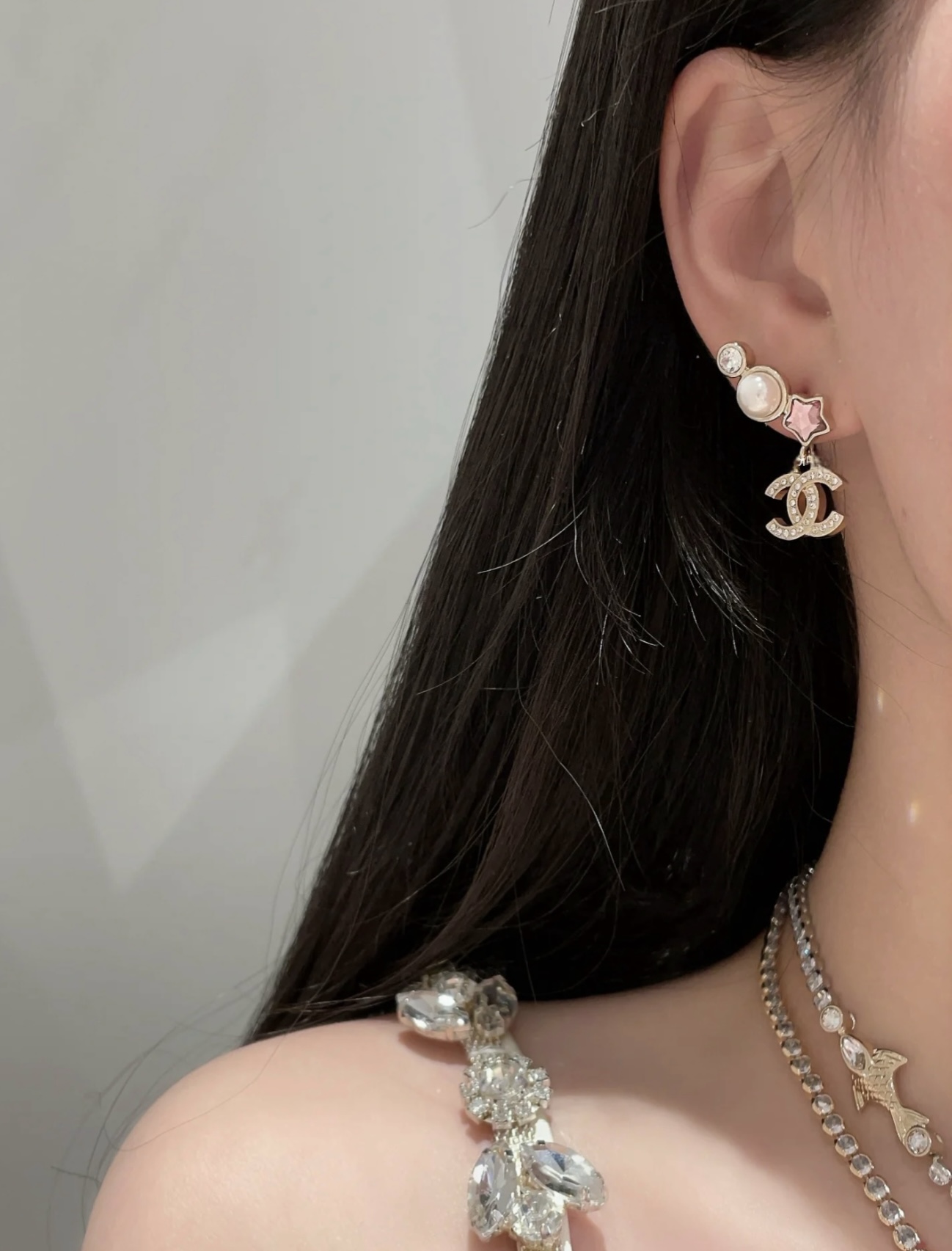Chanel Rhinestone Pink Star Pearl CC Earrings - Rep Fashion™