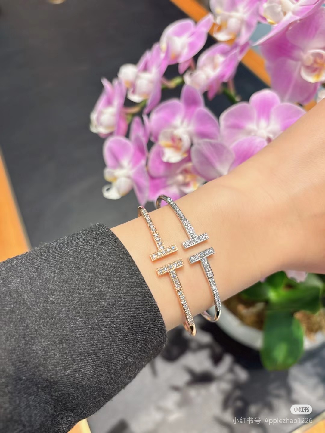 Tiffany Diamond Paved Double T Bangle Bracelet - Rep Fashion™