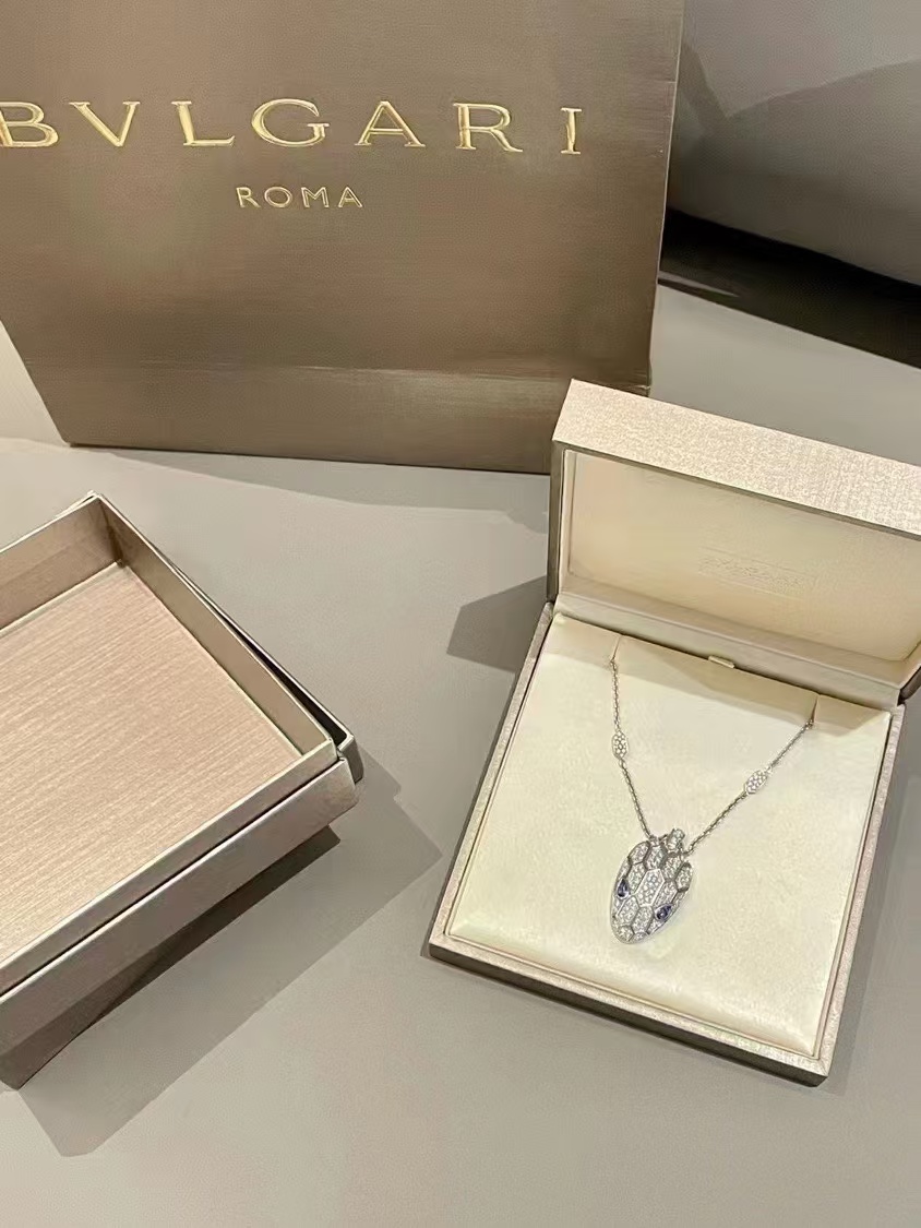 Bvlgari Seductive Snakes Serpenti Seduttori Necklace - Rep Fashion™