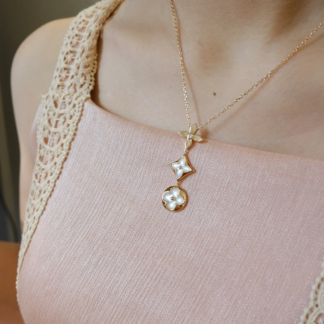 Louis Vuitton Color Blossom Lariat Necklace - Rep Fashion™