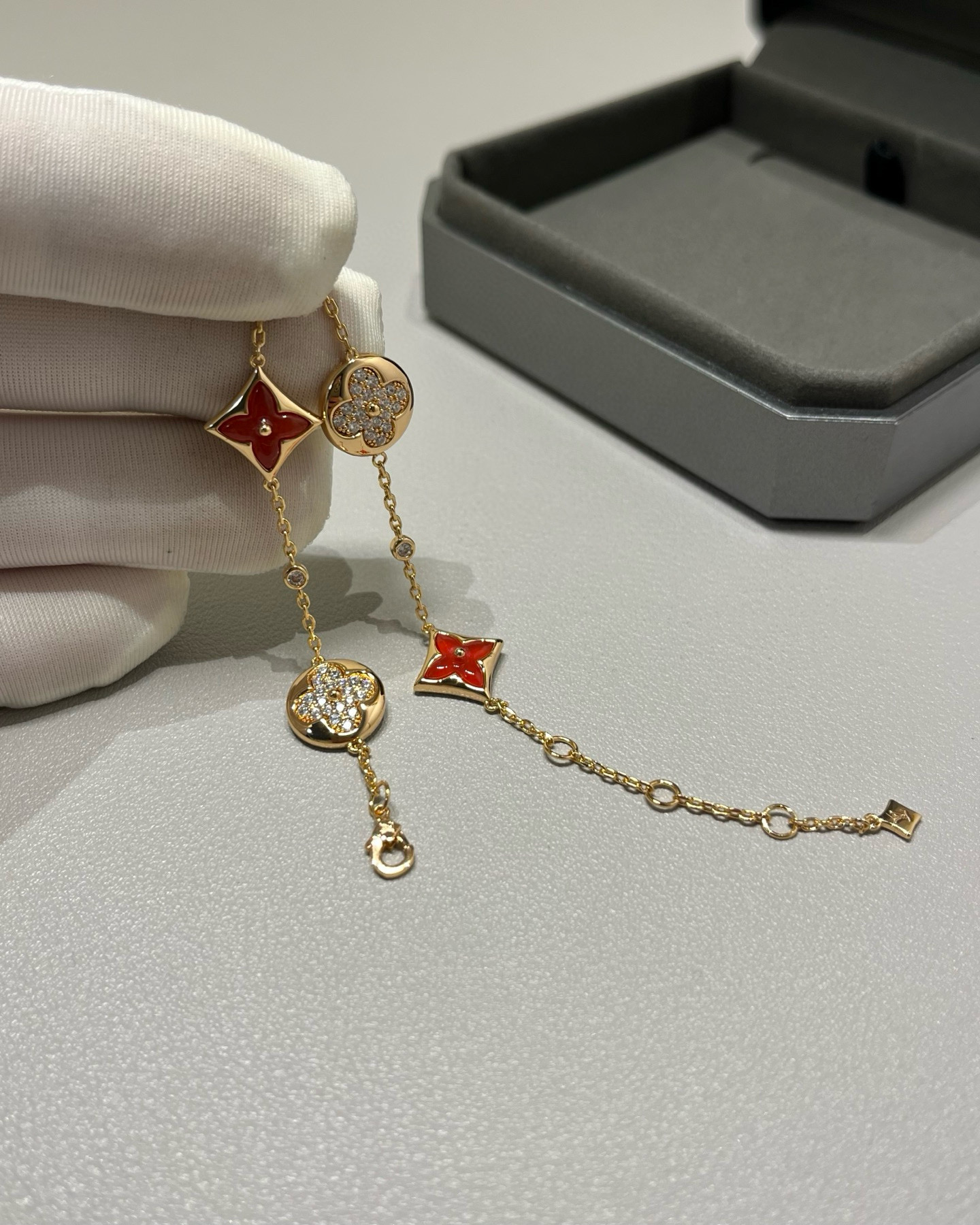 Louis Vuitton Red Color Blossom Bracelet - Rep Fashion™