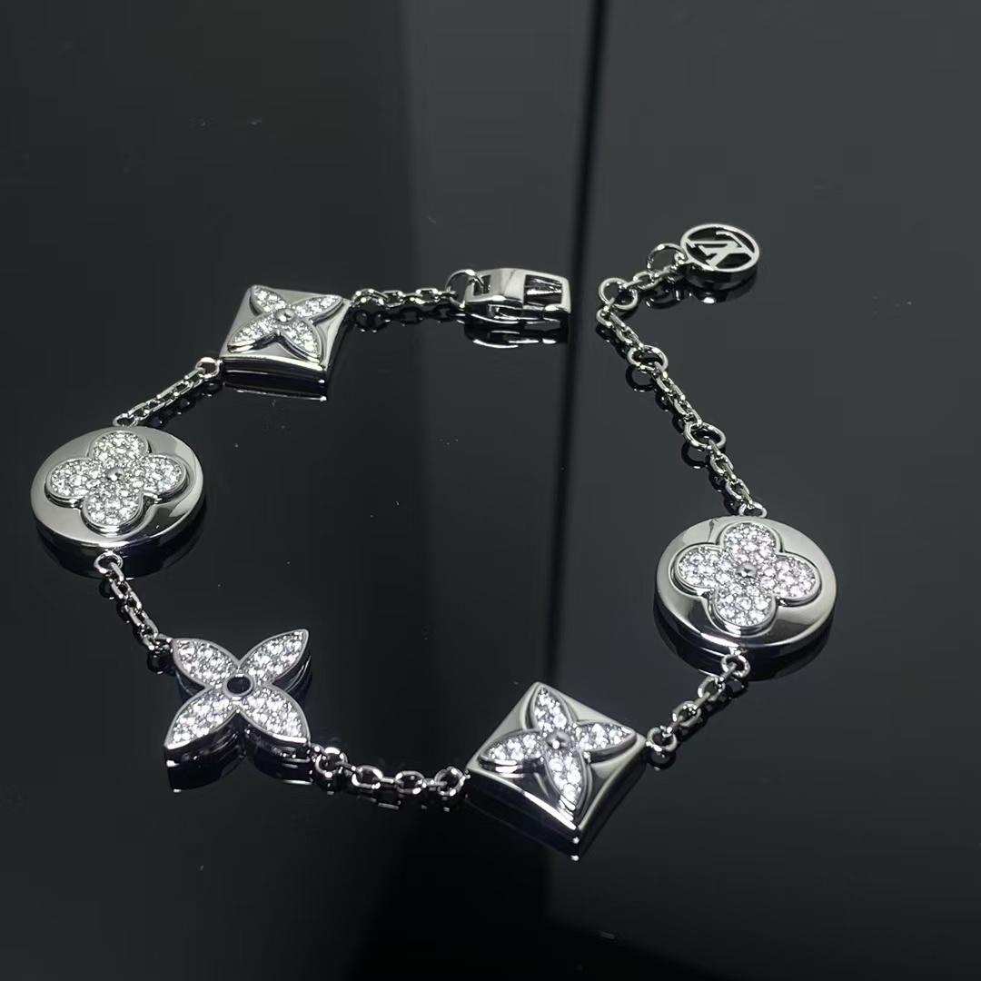 Louis Vuitton Diamond Blossom Star Sun Bracelet - Rep Fashion™
