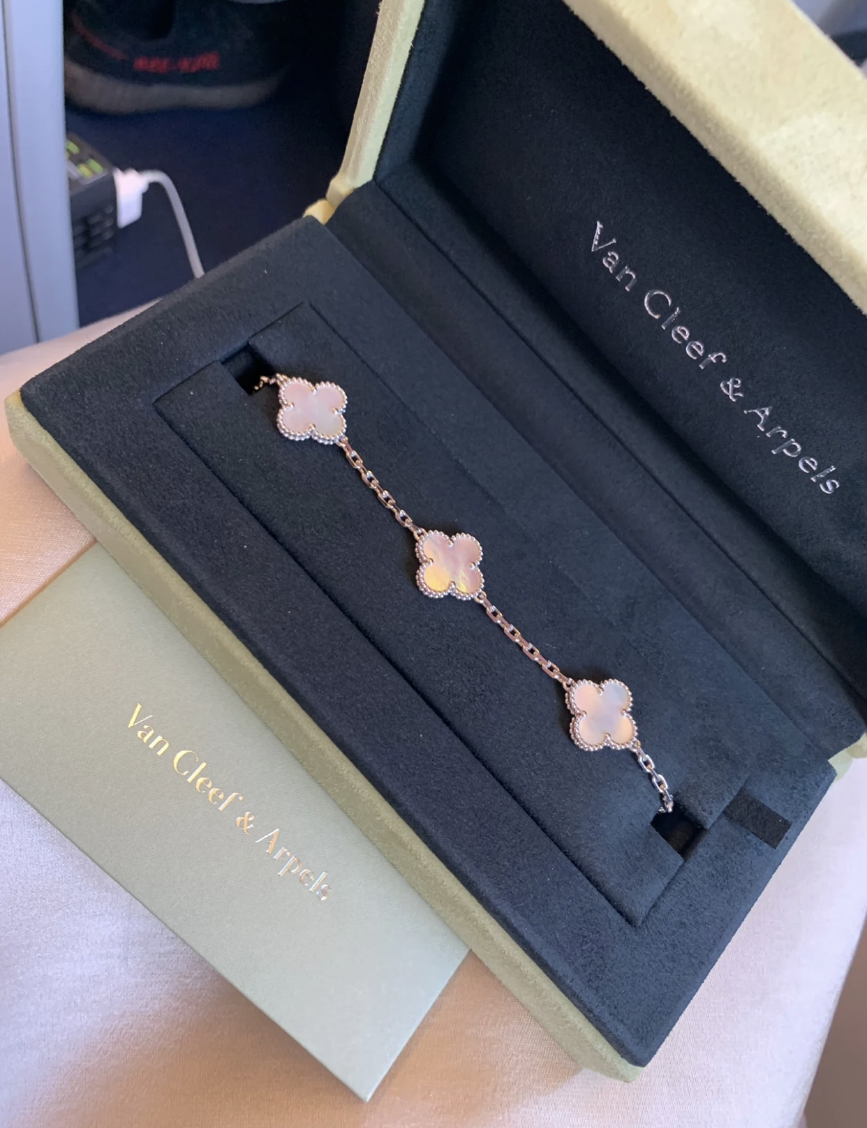 VCA Silver White Clover Vintage Alhambra Bracelet, 5 Motifs - Rep Fashion™