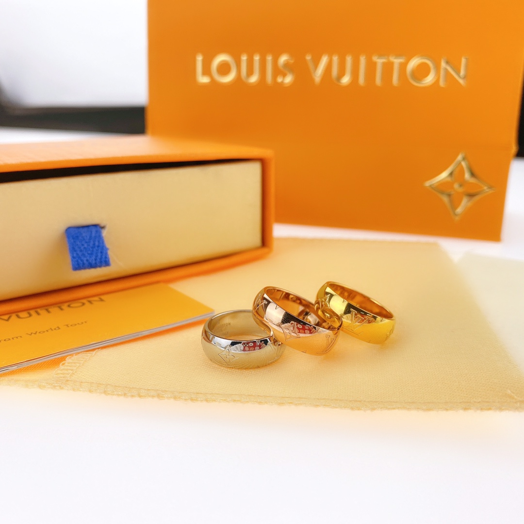 Louis Vuitton Monogram Men's Board Ring - Rep Fashion™