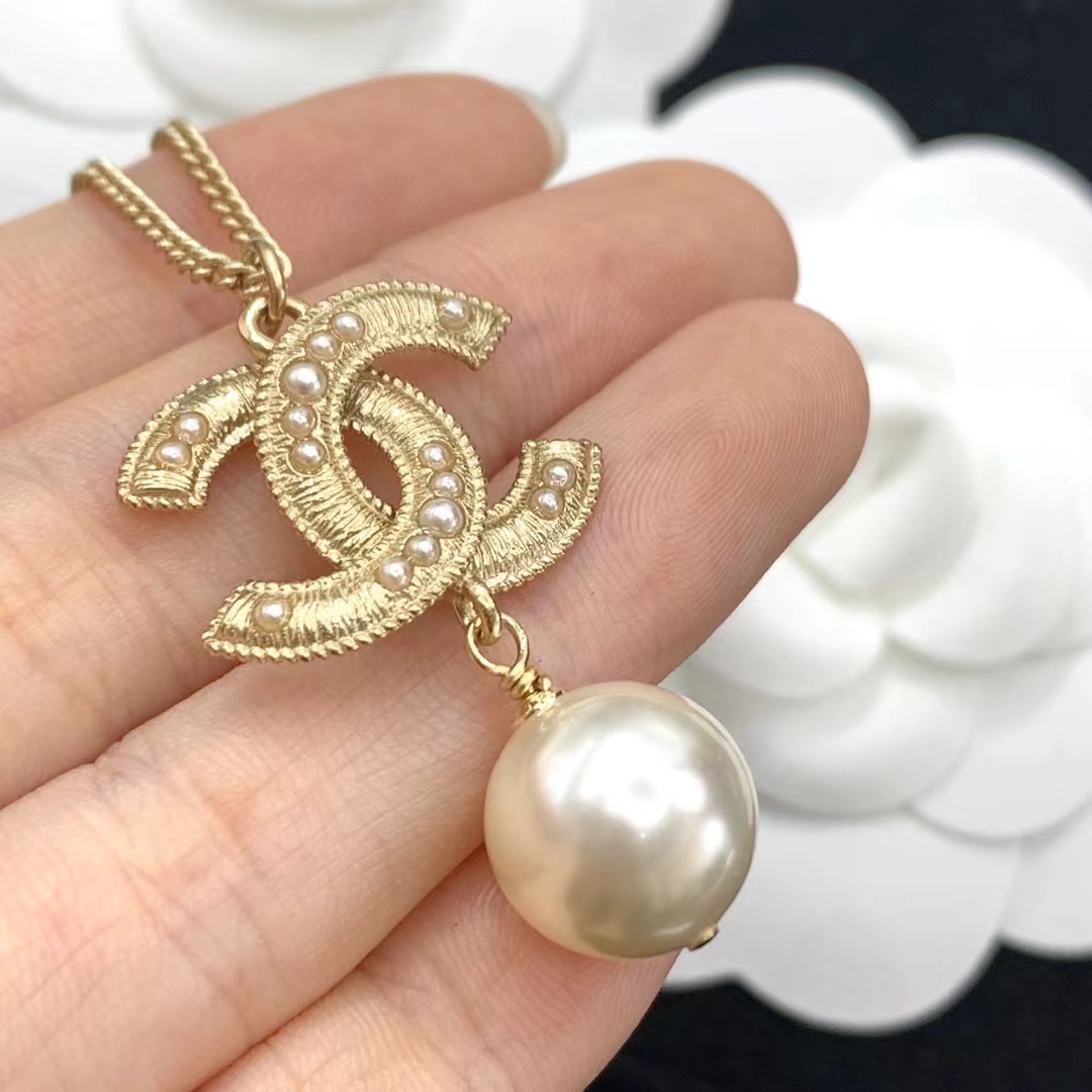 Chanel Sweater Double C Pearl Dangle Necklace - Rep Fashion™