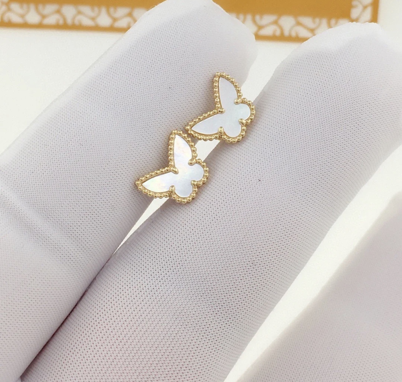 VCA Mini White Butterfly Stud Earrings - Rep Fashion™