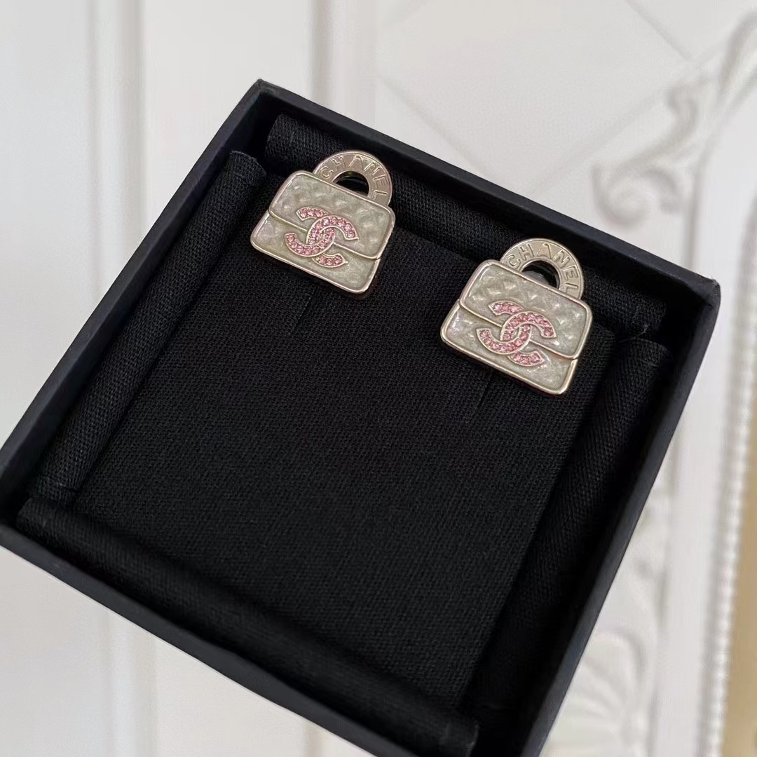 Chanel Pink Double C Lock Earrings - Rep Fashion™