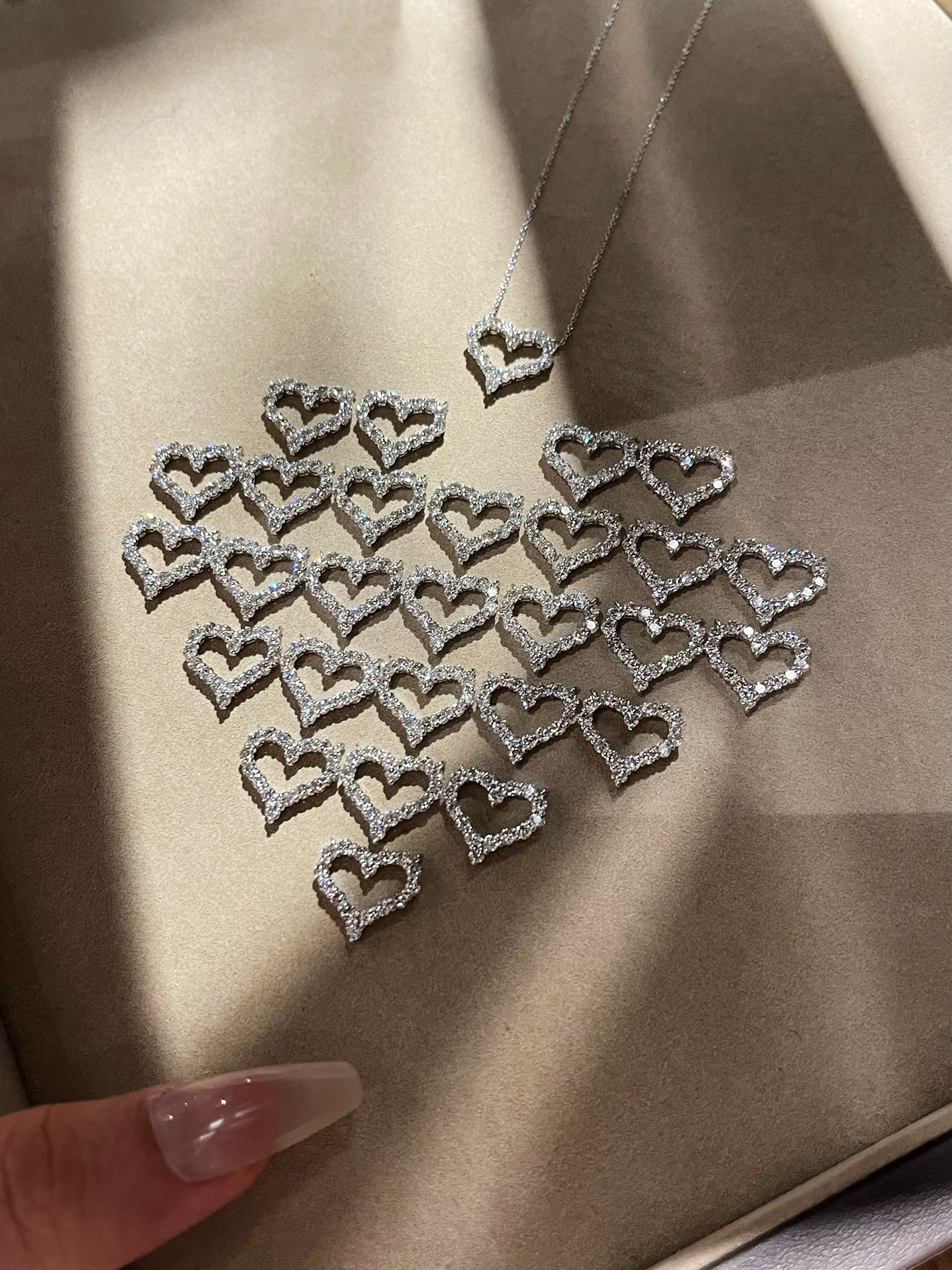 Tiffany Mini Full Diamond Love Heart Pendant Necklace - Rep Fashion™