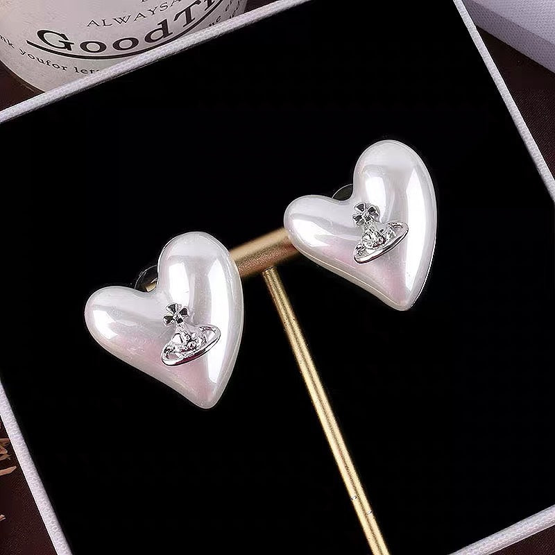 Vivienne Westwood Heart Saturn Earrings - Rep Fashion™