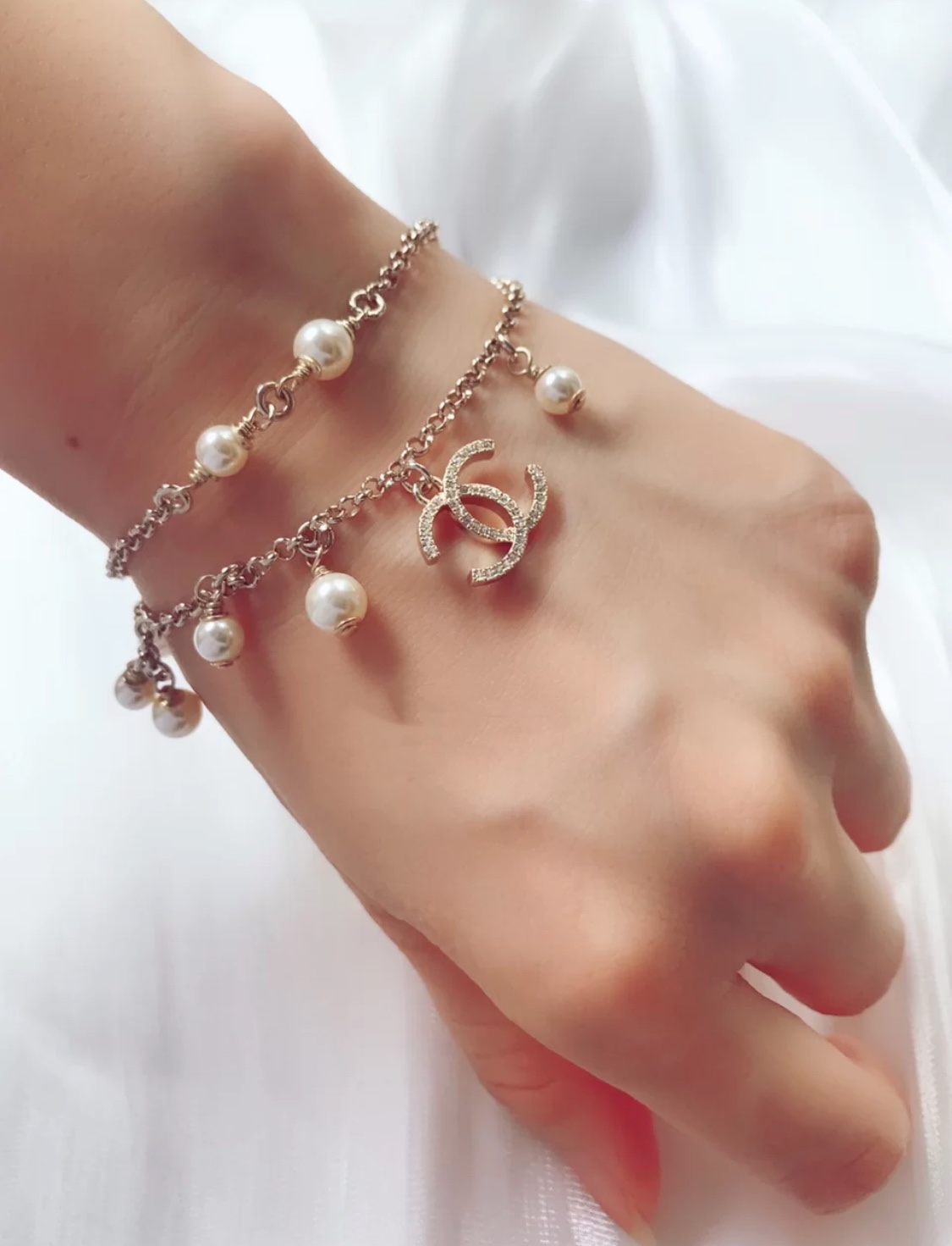 Chanel Dainty Two Layers Chain Pearl Bracelet - Rep Fashion™