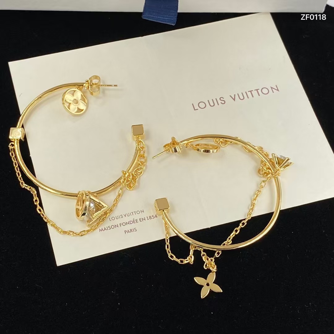 Louis Vuitton Large C Hoop Earrings - Rep Fashion™