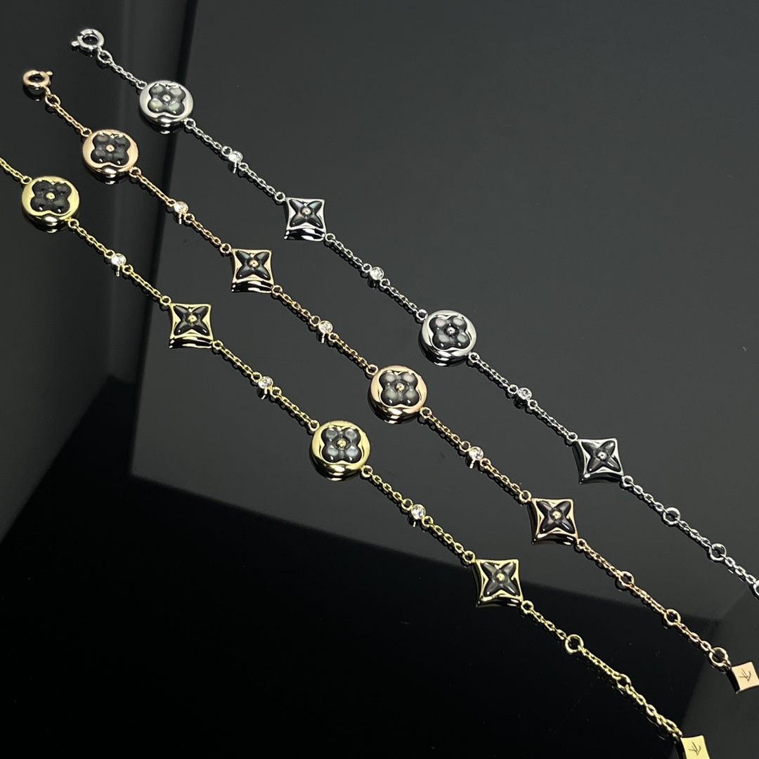 Louis Vuitton 4 Motifs Grey Mother of Pearl Color Blossom Bracelet - Rep Fashion™