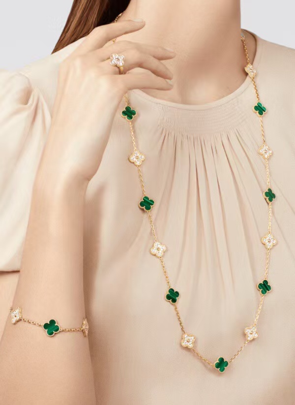 VCA Vintage Alhambra Long Necklace, 20 Motifs - Rep Fashion™