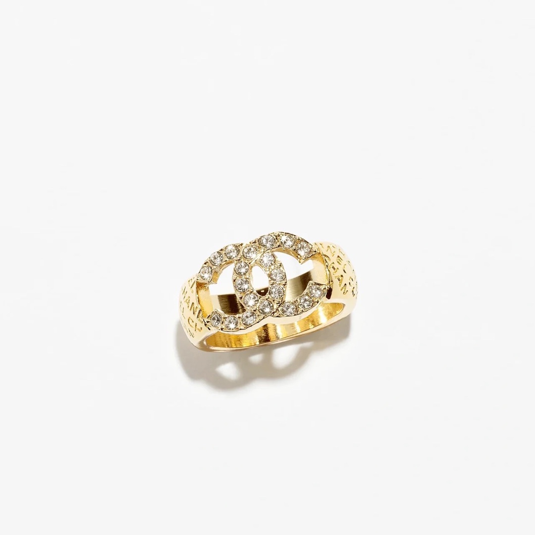 Chanel Monogram Debossed Wide Gold Ring - Rep Fashion™