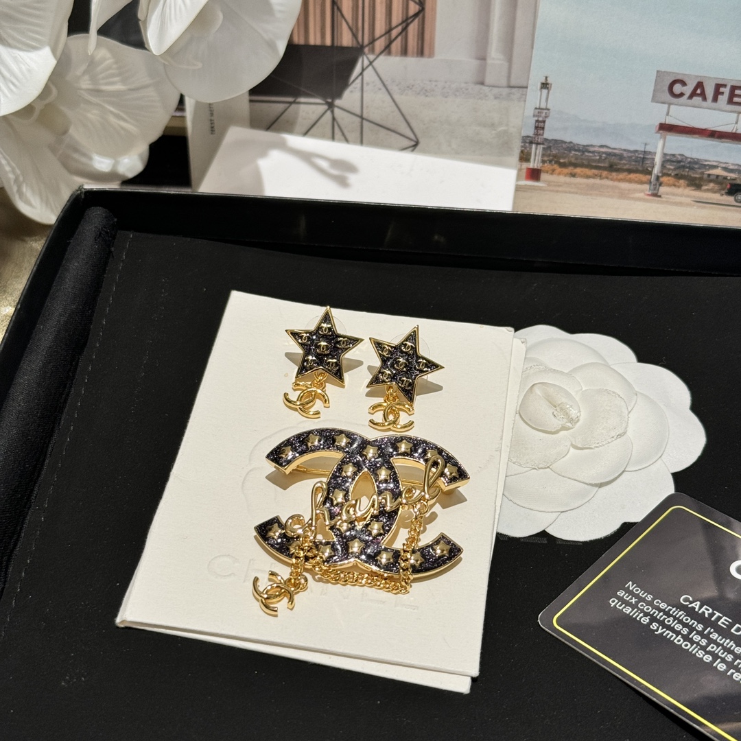 Chanel Star Enamel Coco Brooch Earrings - Rep Fashion™