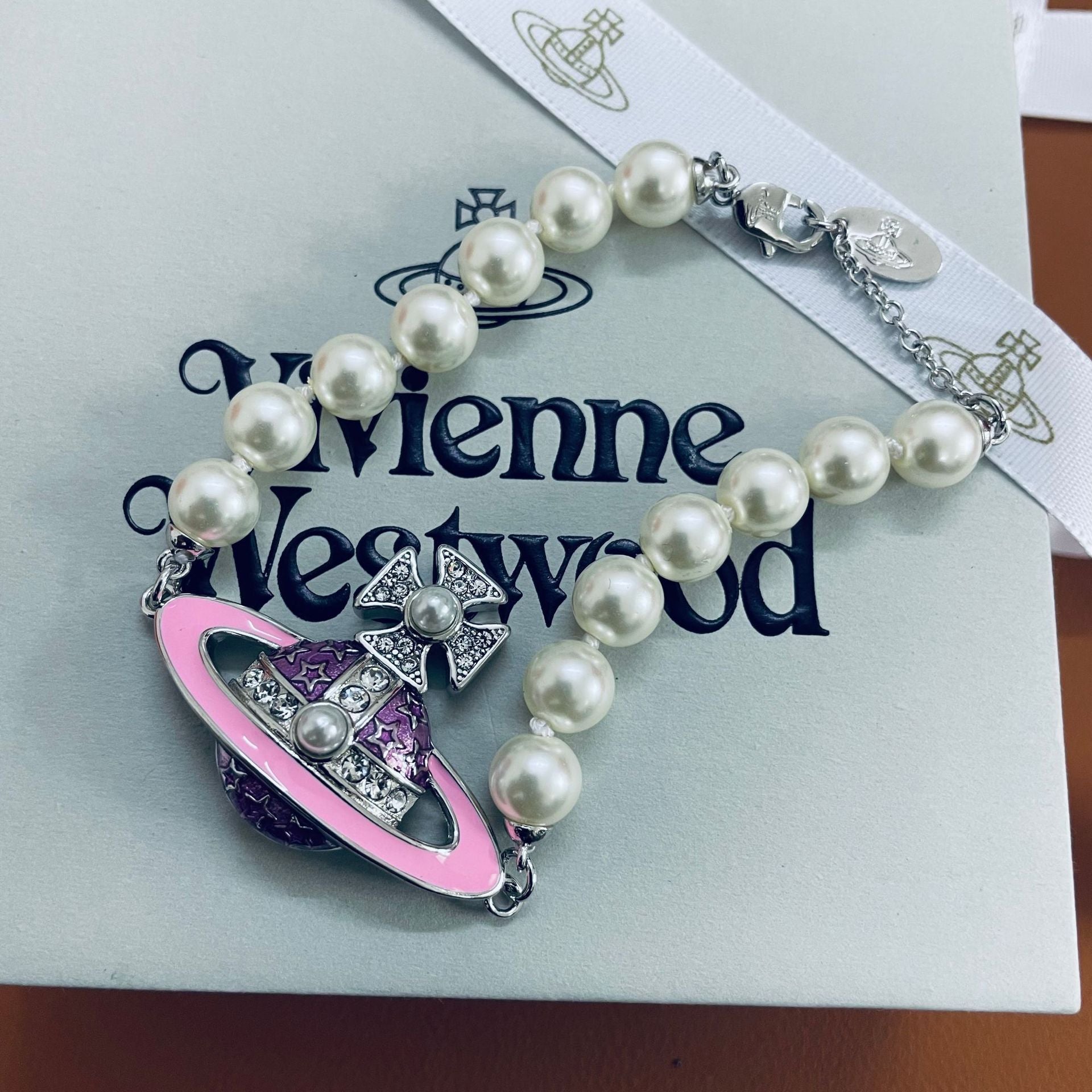 Vivienne Westwood Enamel Diamond Saturn Bracelet - Rep Fashion™