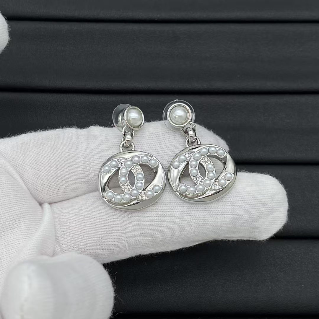 Chanel Pearl and Diamond Paved Earrings - Rep Fashion™