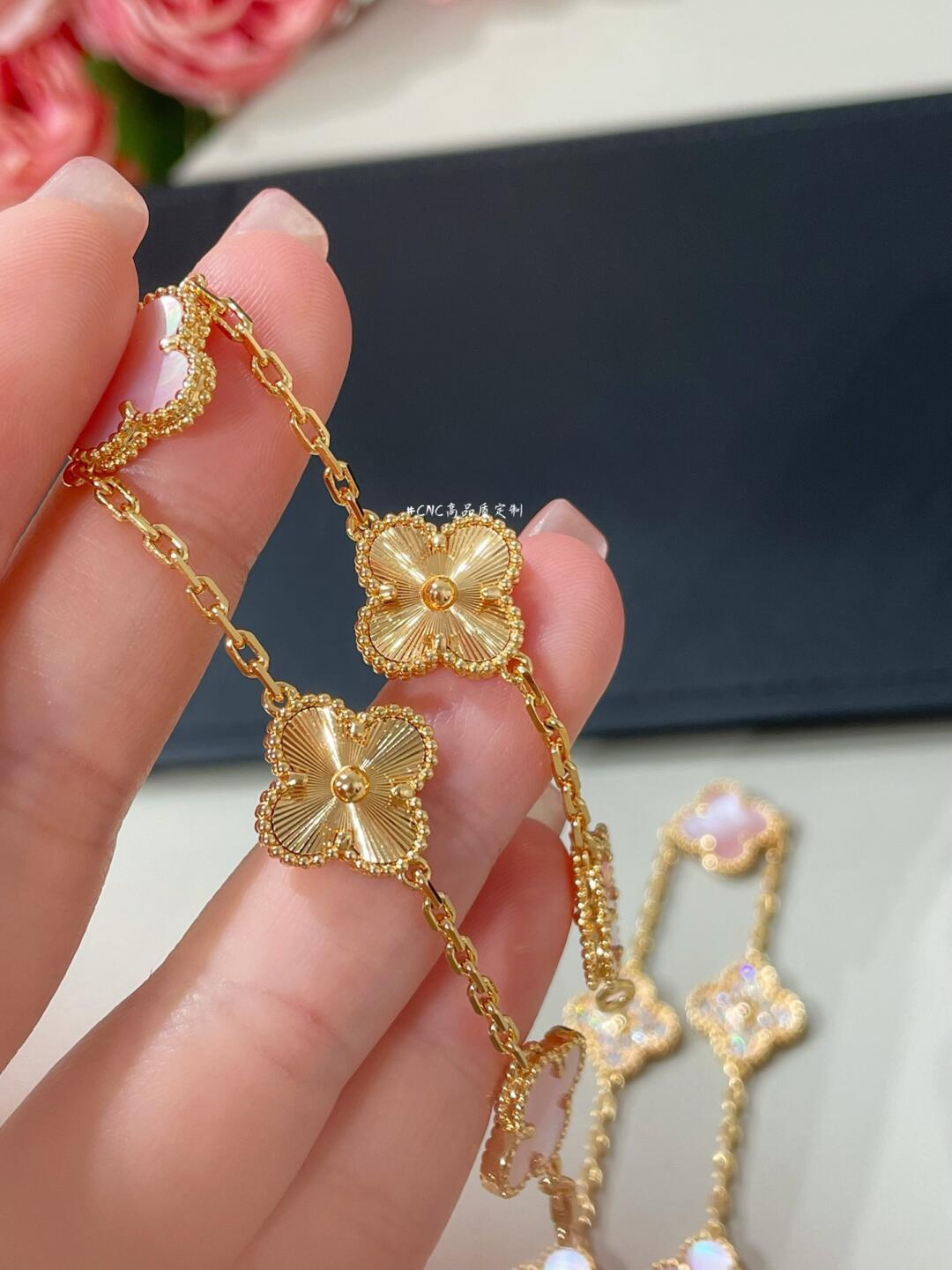 VCA Pink MOP and Gold Guilloche Vintage Alhambra Bracelet 5 Motifs - Rep Fashion™