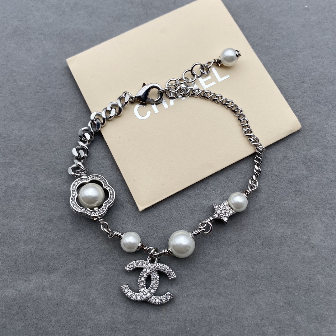 Chanel Flower Enhancer Pearl Bracelet Earrings Necklace - Rep Fashion™