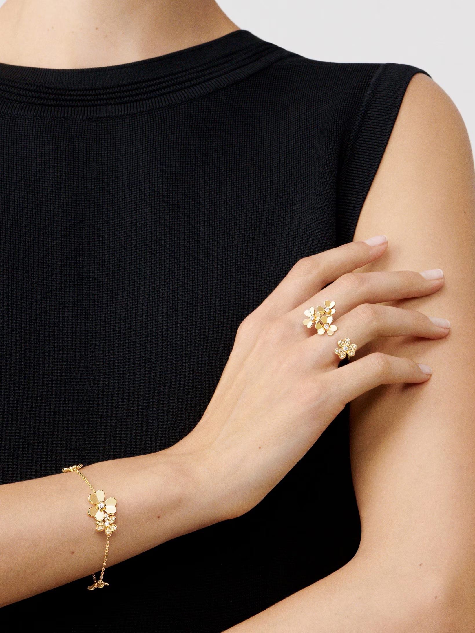 VCA Frivole Between the Finger Ring - Rep Fashion™