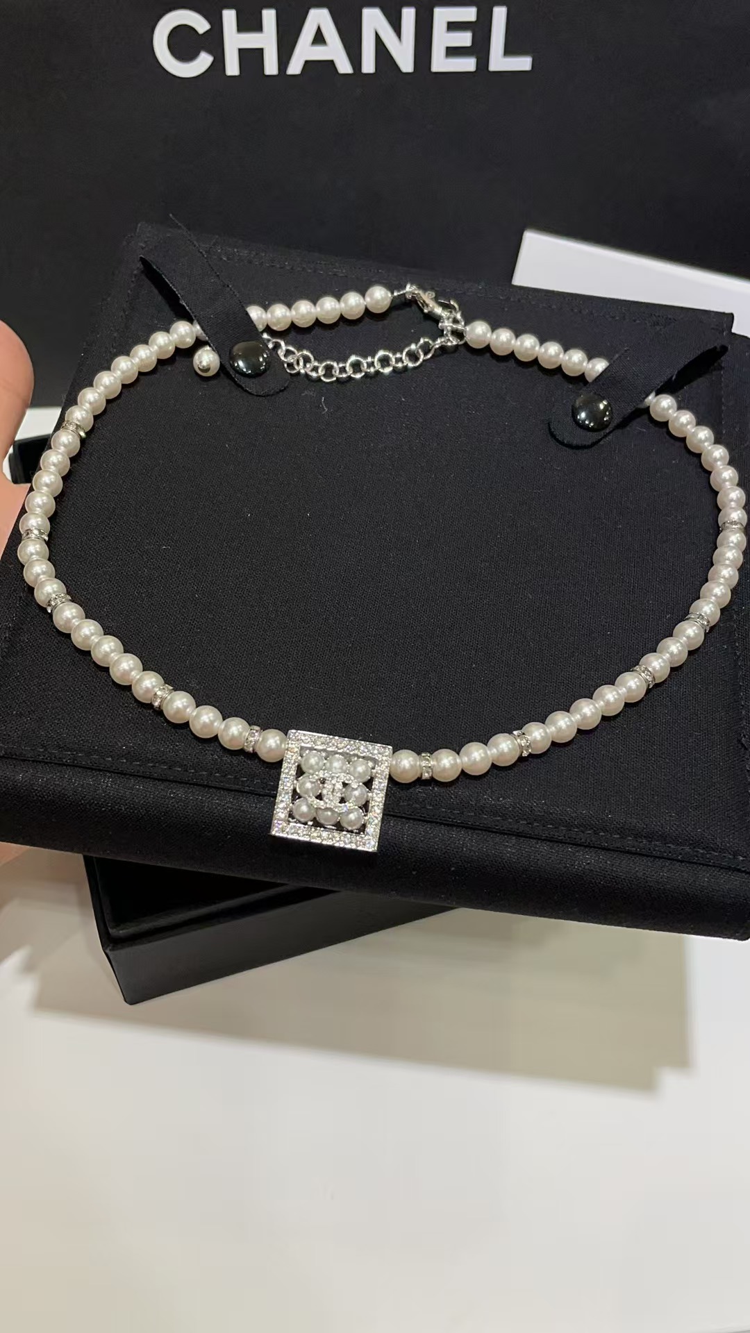 Chanel Square Pendant Pearl Necklace - Rep Fashion™