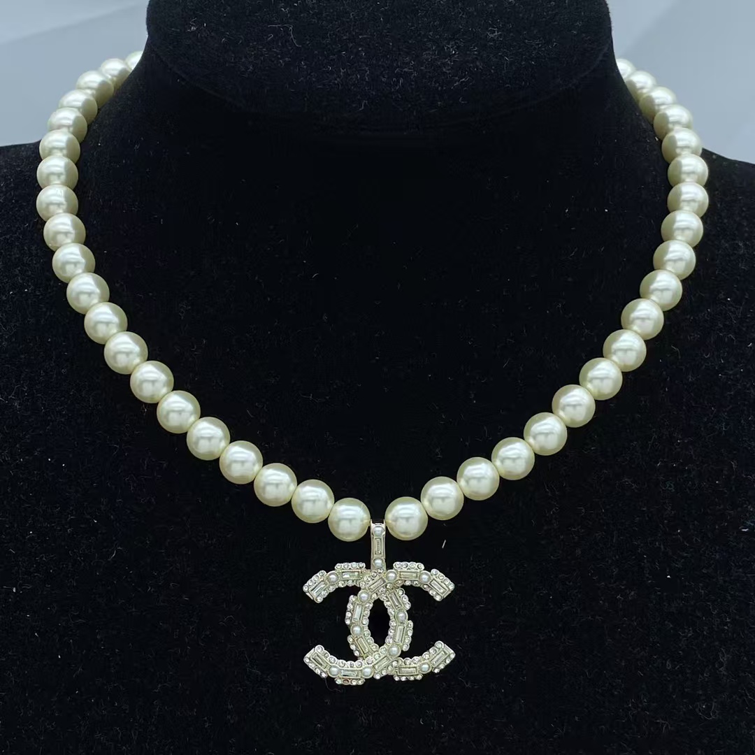 Chanel Big Double C Pendant Pearl Necklace - Rep Fashion™