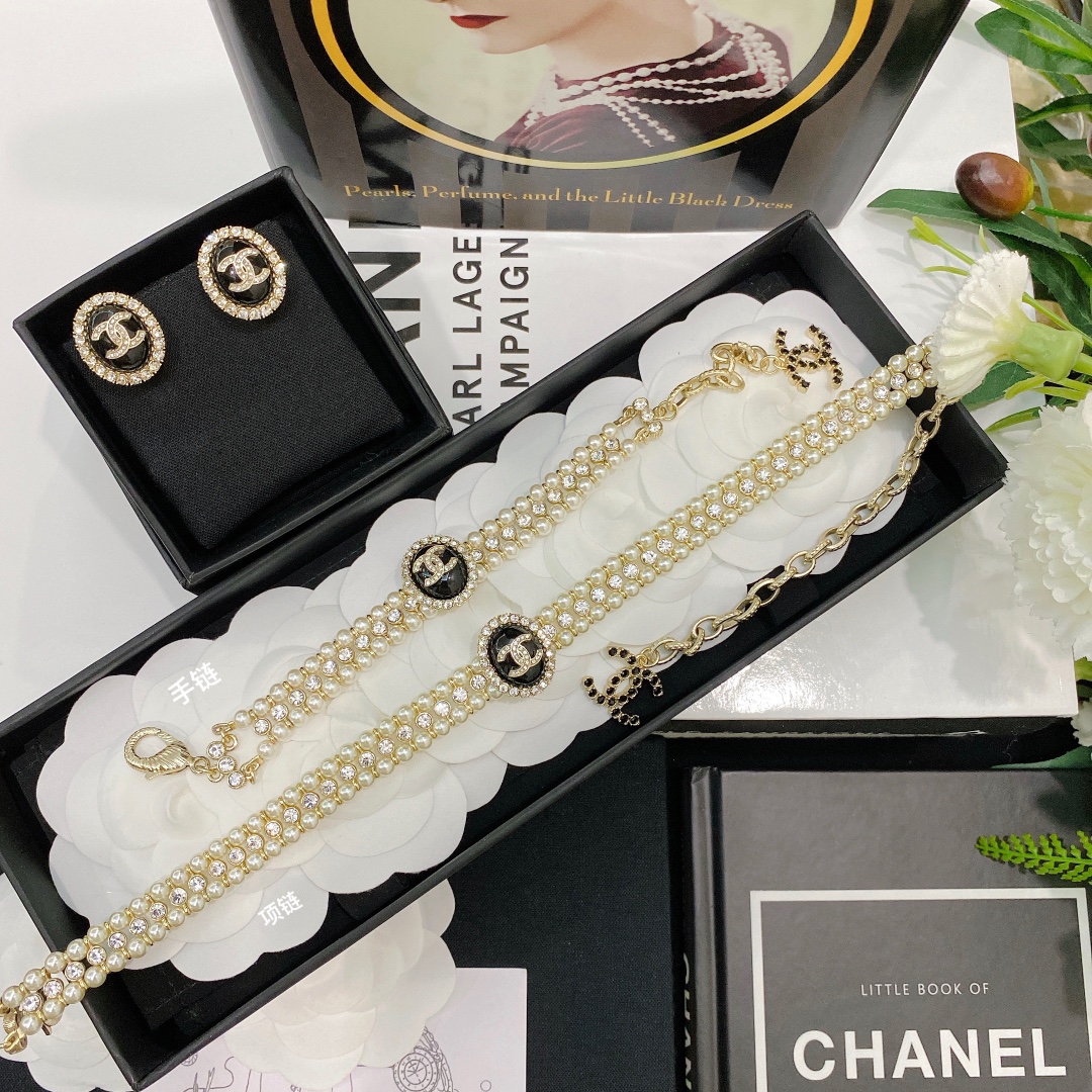Chanel 3 Rows Pearl Rhinestone Bracelet Earrings Choker Necklace - Rep Fashion™