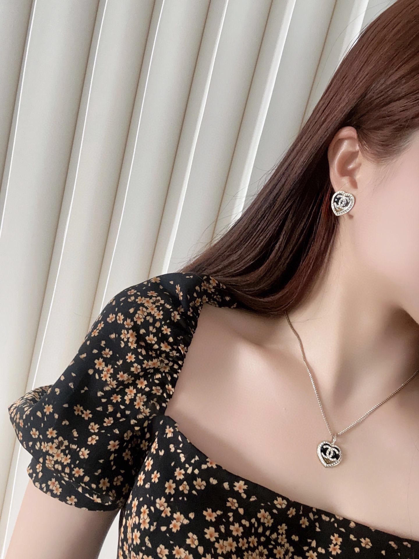 Chanel Colorblock Gold Black Heart Bracelet Earrings Necklace - Rep Fashion™