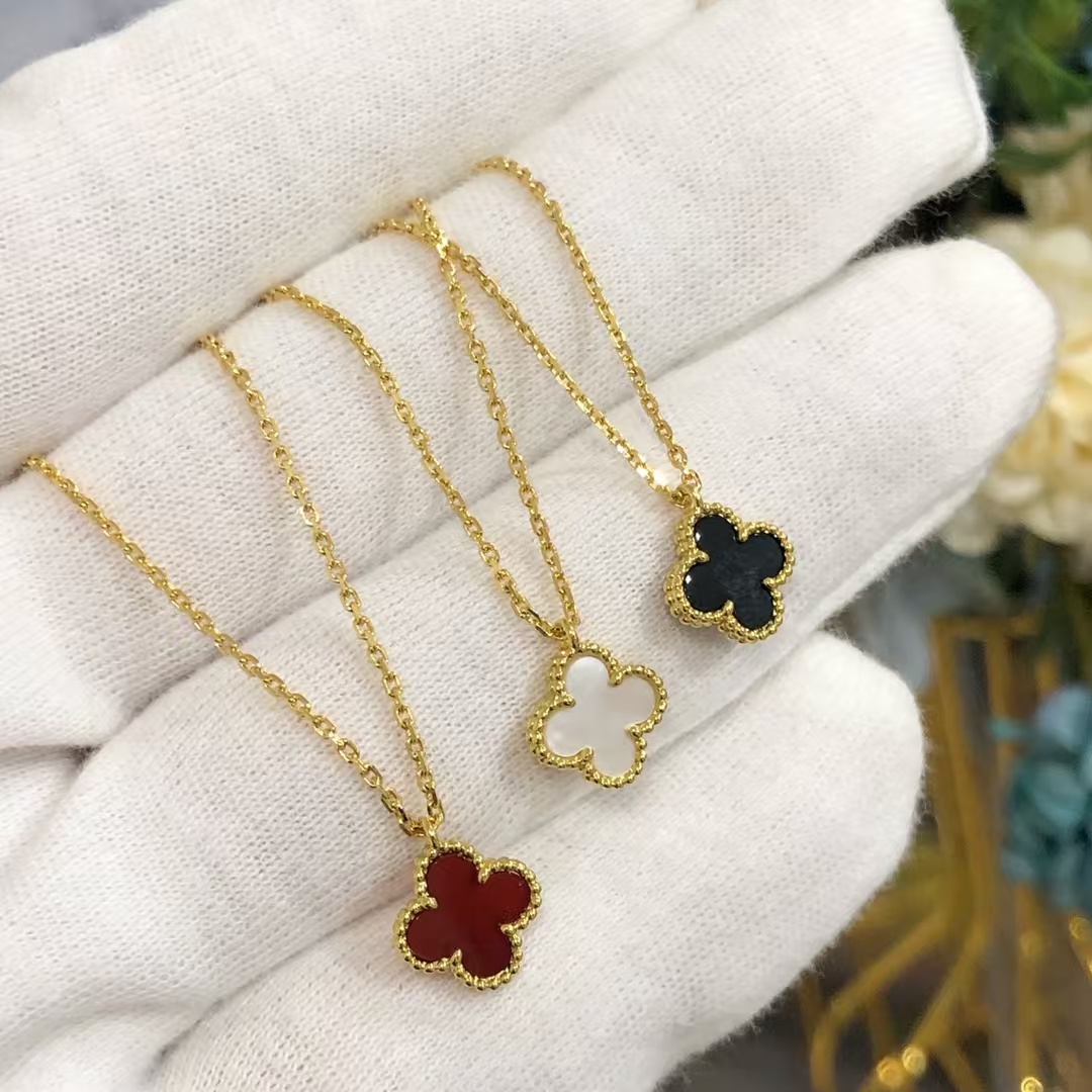 VCA Sweet Alhambra Pendant Necklace - Mini - Rep Fashion™