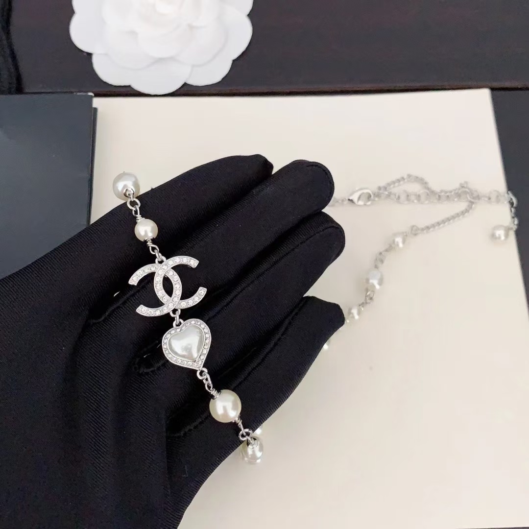 Chanel Half Silver Chain Half Pearl Necklace - Rep Fashion™