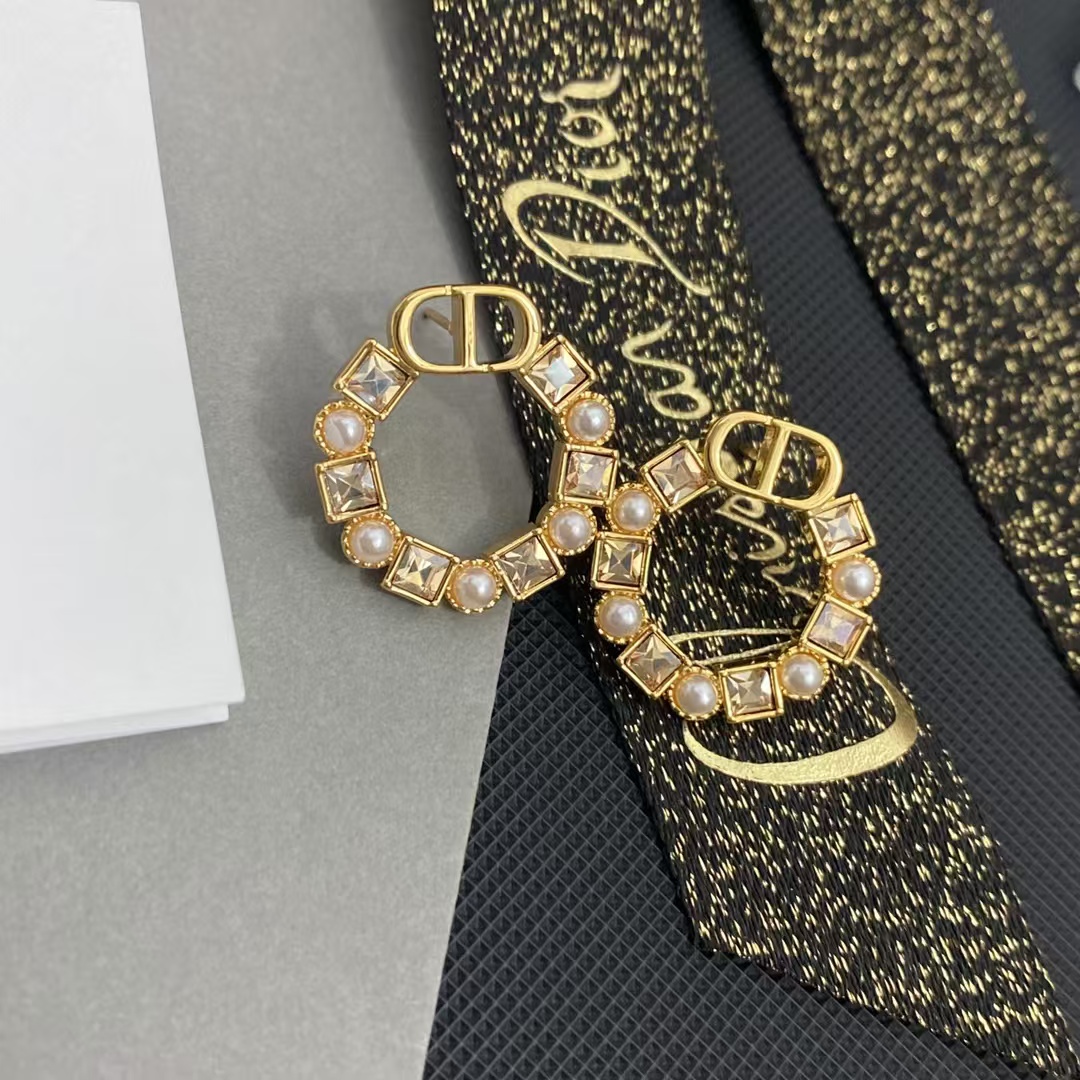 Dior Rhinestone Round Earrings - Rep Fashion™