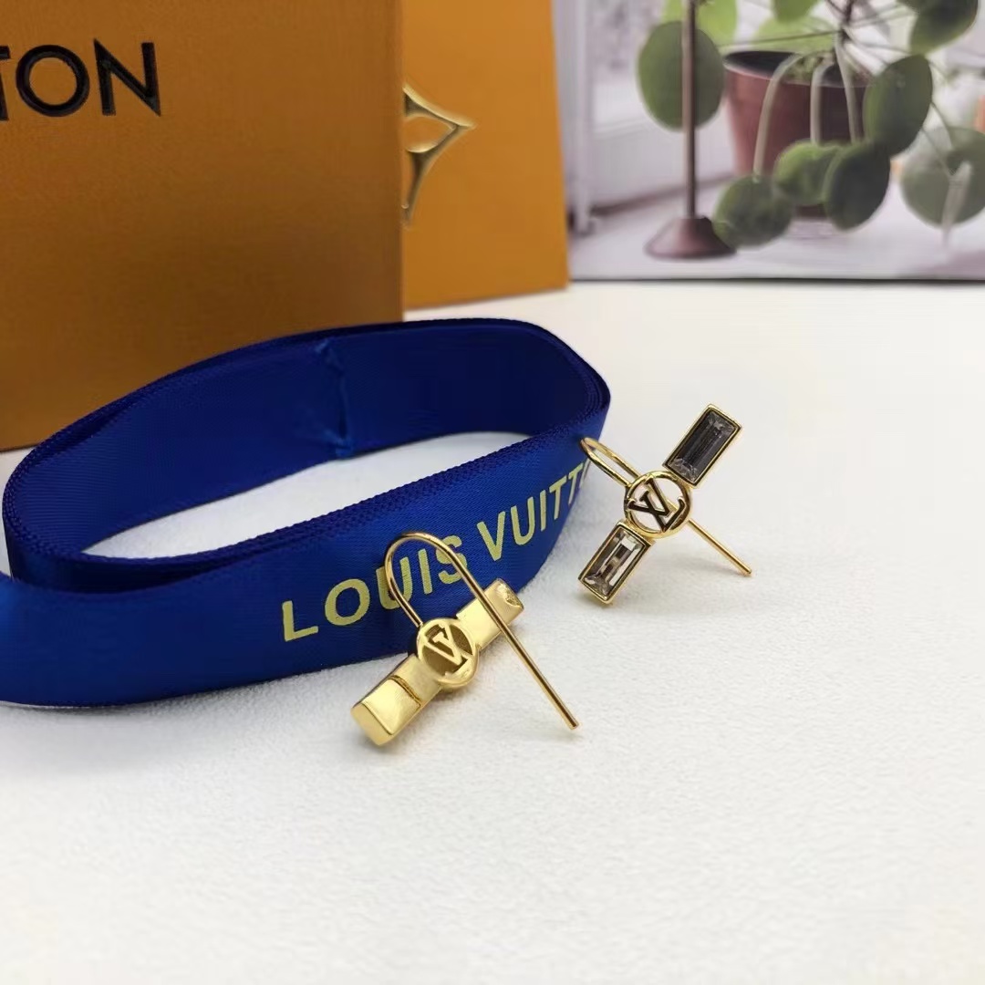 Louis Vuitton Hook Stud Earrings - Rep Fashion™