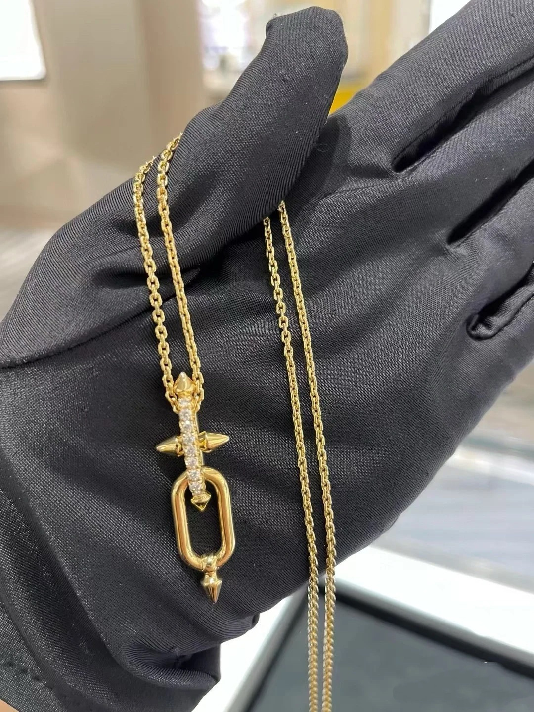 Tiffany Titan by Pharrell Williams Pendant Necklace in Yellow Gold - Rep Fashion™