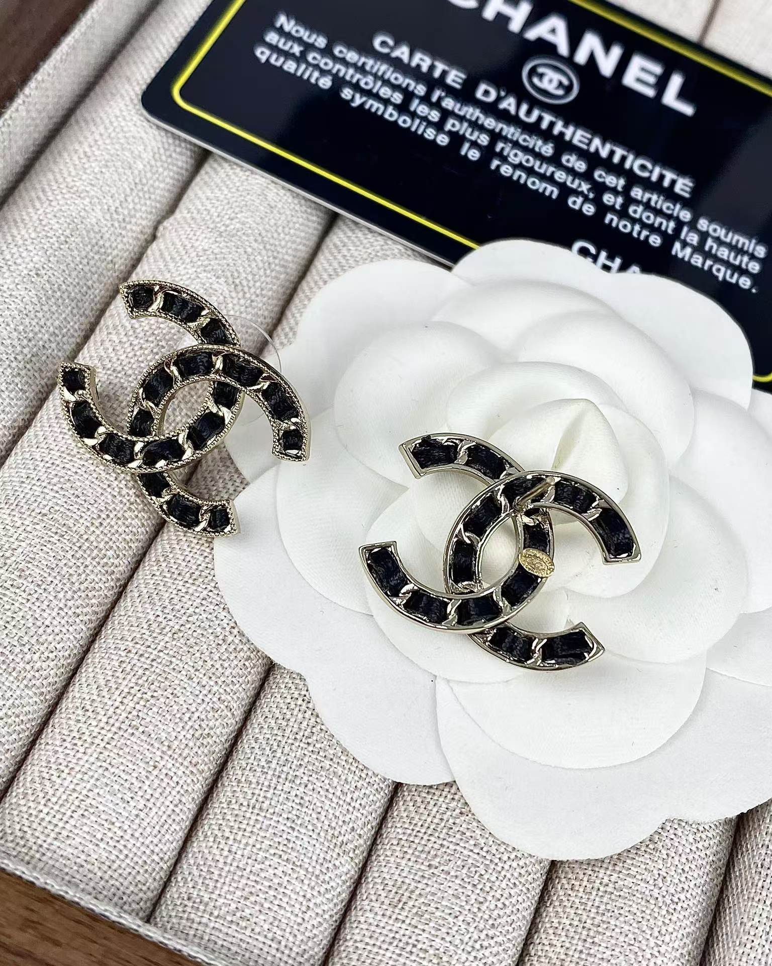 Chanel Light Gold & Black Leather Double C Earrings - Rep Fashion™