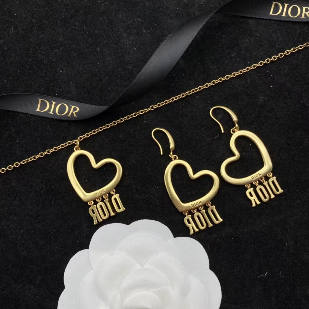 Dior Letters Heart Necklace and Earrings - Rep Fashion™