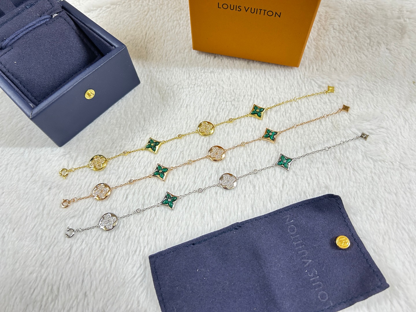 Louis Vuitton Malachite Color Blossom Bracelet - Rep Fashion™